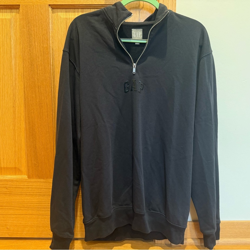 GAP Men's Dark Gray Zip-Up Sweater